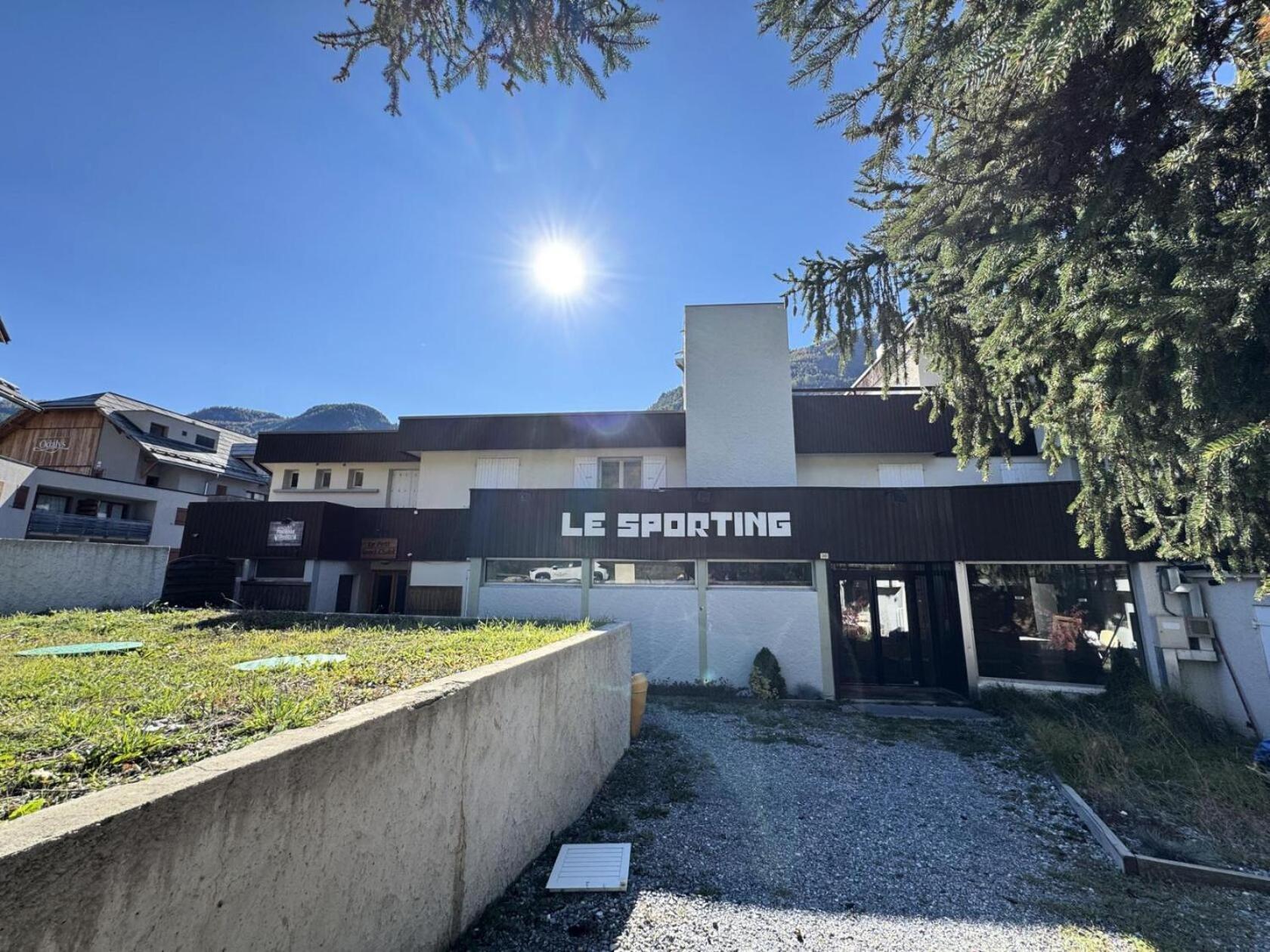 Residence Le Sporting - Studio - Chaleureux - Grande Terrasse Mae-1451 La Salle-les-Alpes ภายนอก รูปภาพ